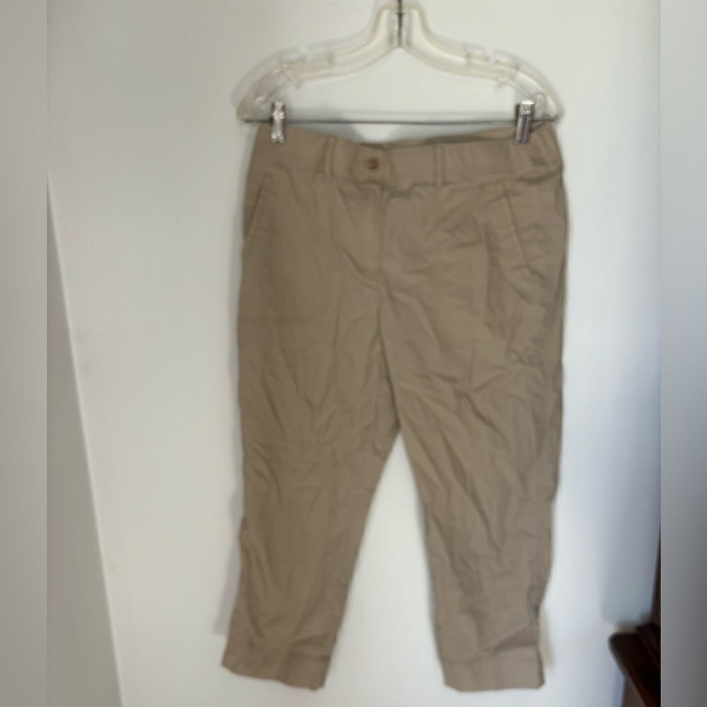 Chico's Cropped Capri Pants Size 1 US 8 Tan 98% Cotton 23" Inseam